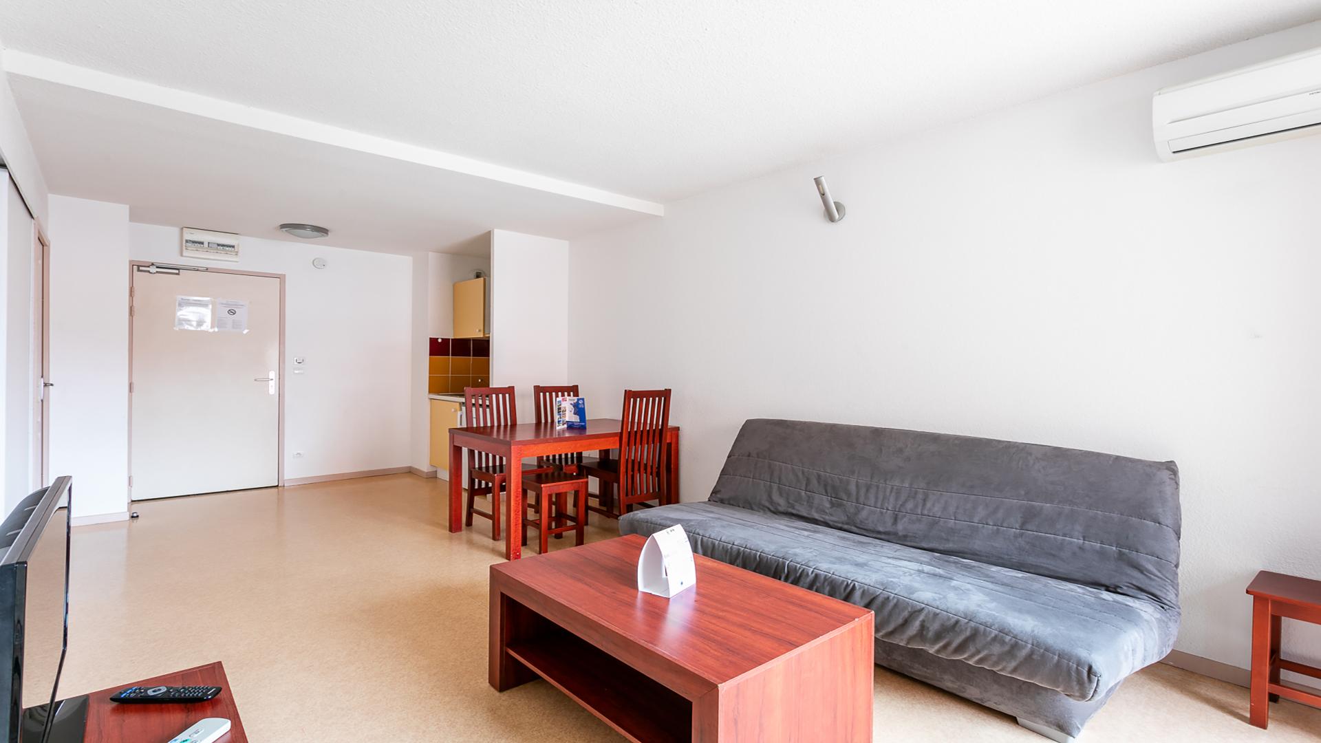 Vacanceole - Residence Le Saint Clair 阿格德 外观 照片